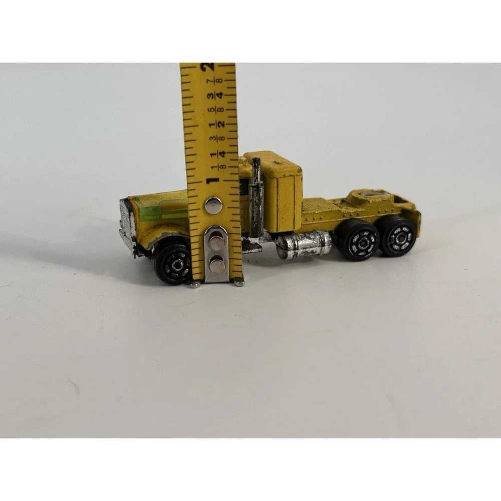 Vintage‎ 1978 Universal Product Hong Kong Yellow Diecast Toy Truck Semi Tractor